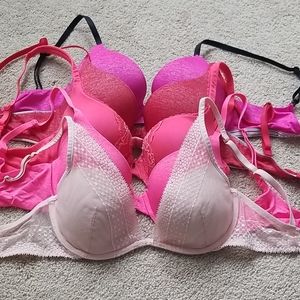 VS Bras. (lot of 5)